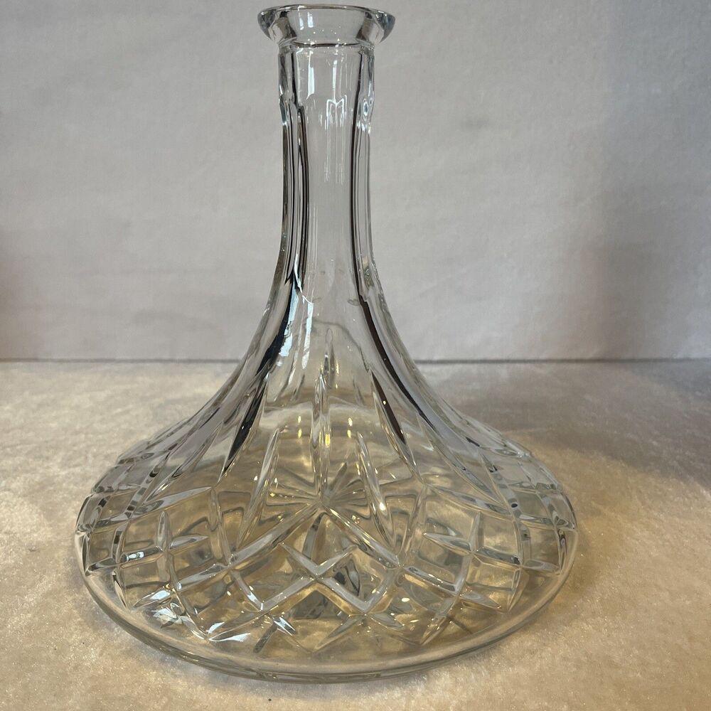 beautiful Waterford crystal Decanter lismore